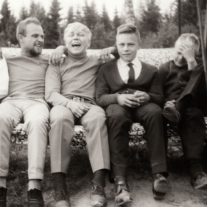 vanha filmikuva veljeksistä